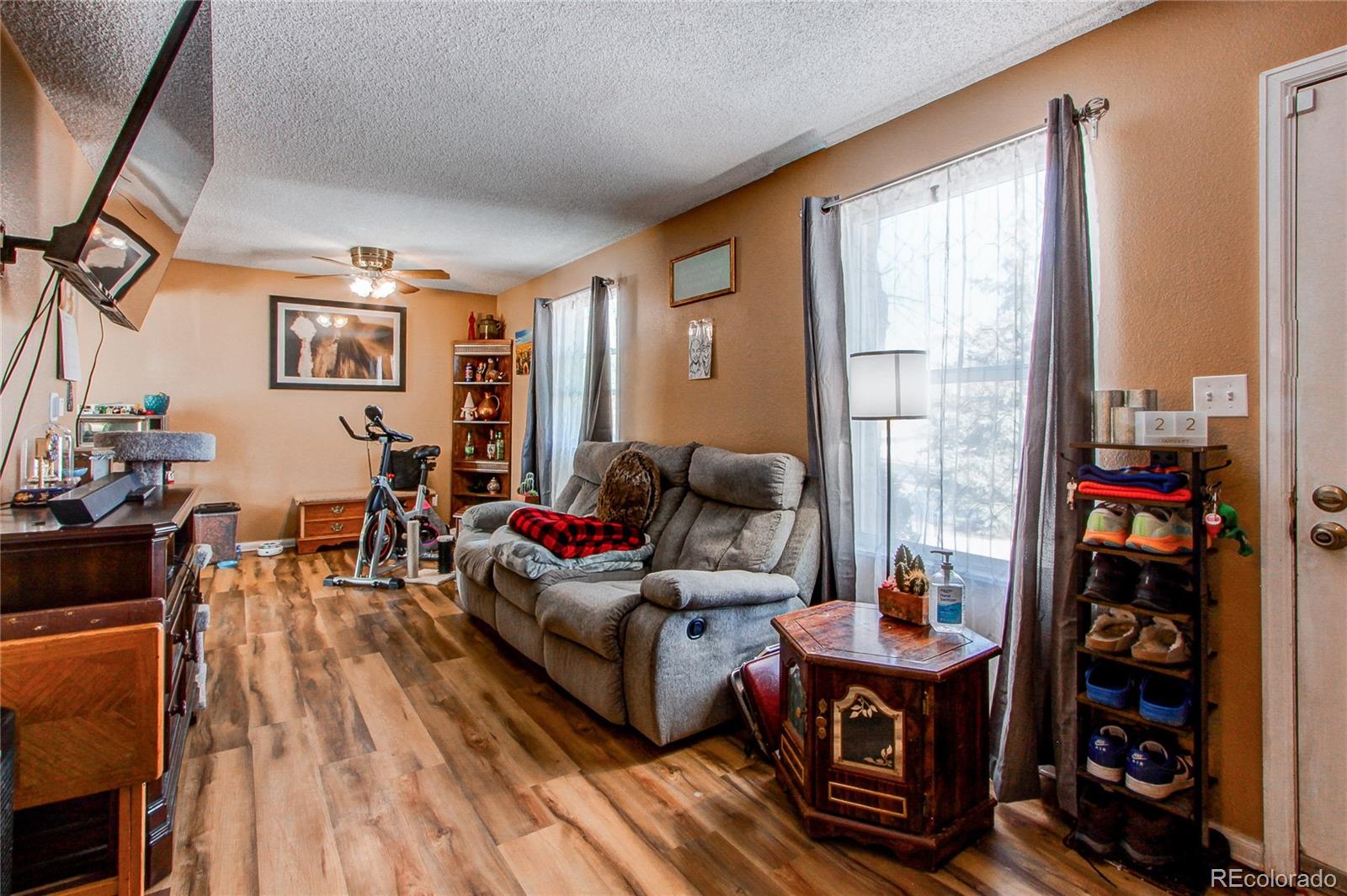 1326 Keith Drive, Colorado Springs, CO, 80916 3 1326 Keith Drive