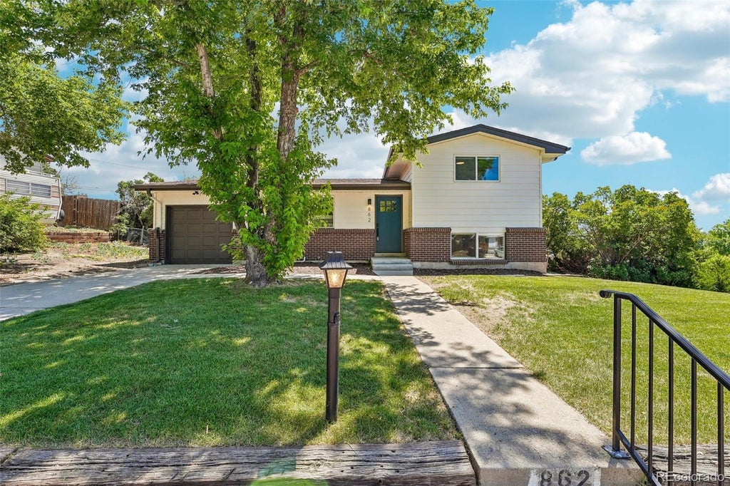 Photo of 862 S Simms Street, Lakewood, CO 80228 (MLS # 5053782)