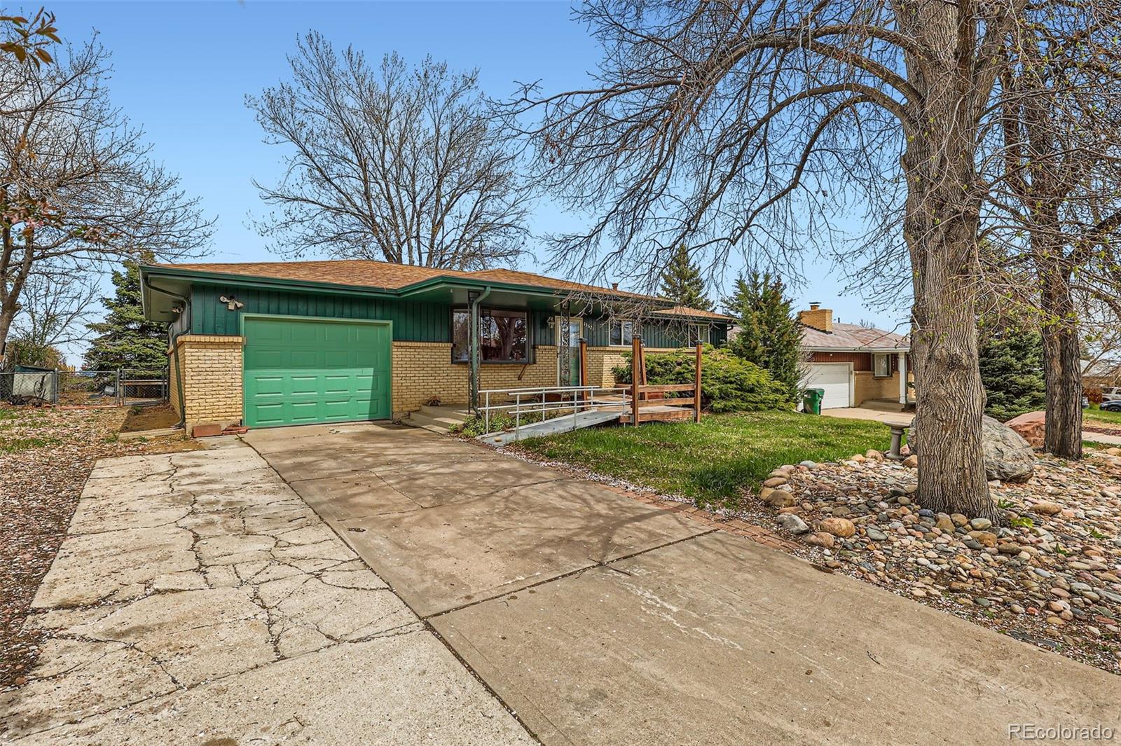 13621 E Center Avenue, Aurora, CO, 80012 3 13621 E Center Avenue