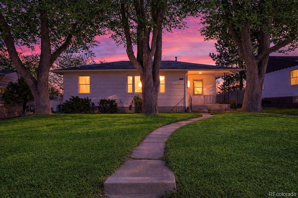 Photo of 3346 S Marion Street, Englewood, CO 80113 (MLS # 3918256)