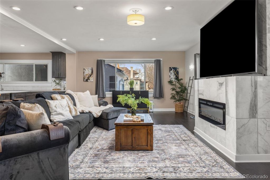 Photo of 2551 N York Street, Denver, CO 80205 (MLS # 2143193)