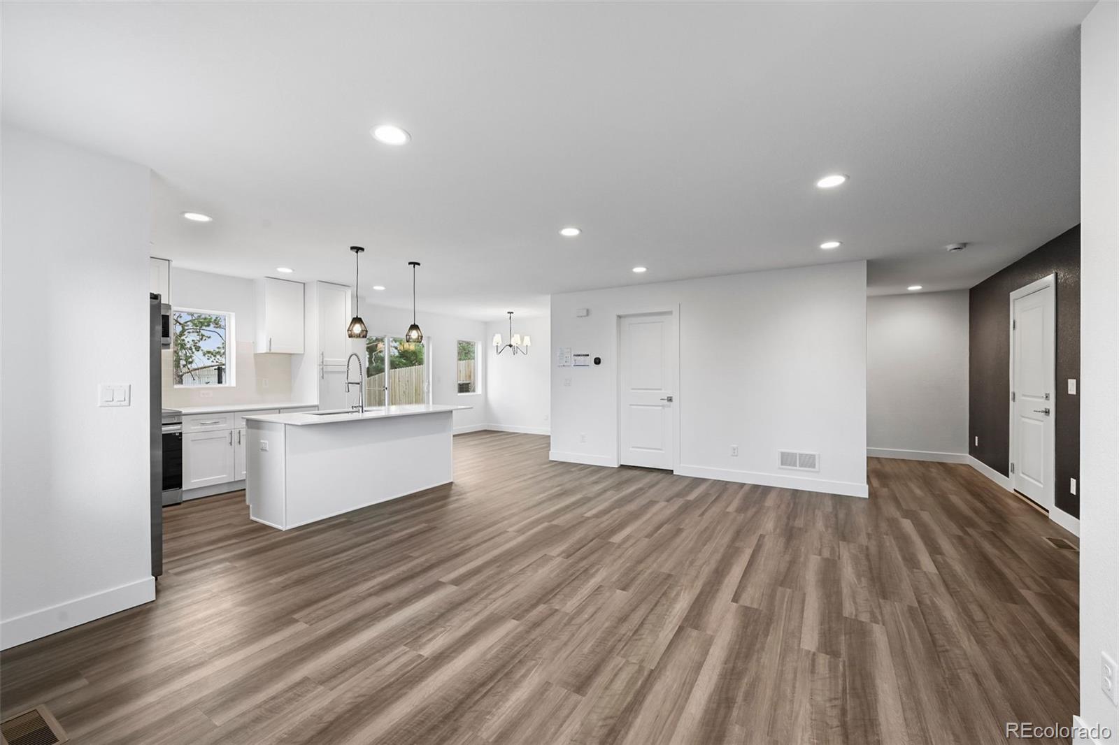 5292 Columbine Lane, Denver, CO, 80221 3 5292 Columbine Lane