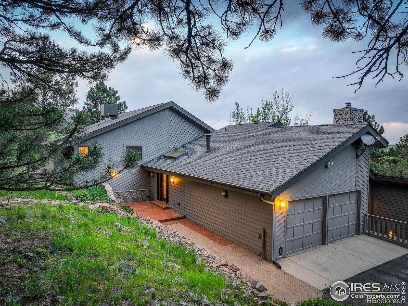 8664 Middle Fork Road