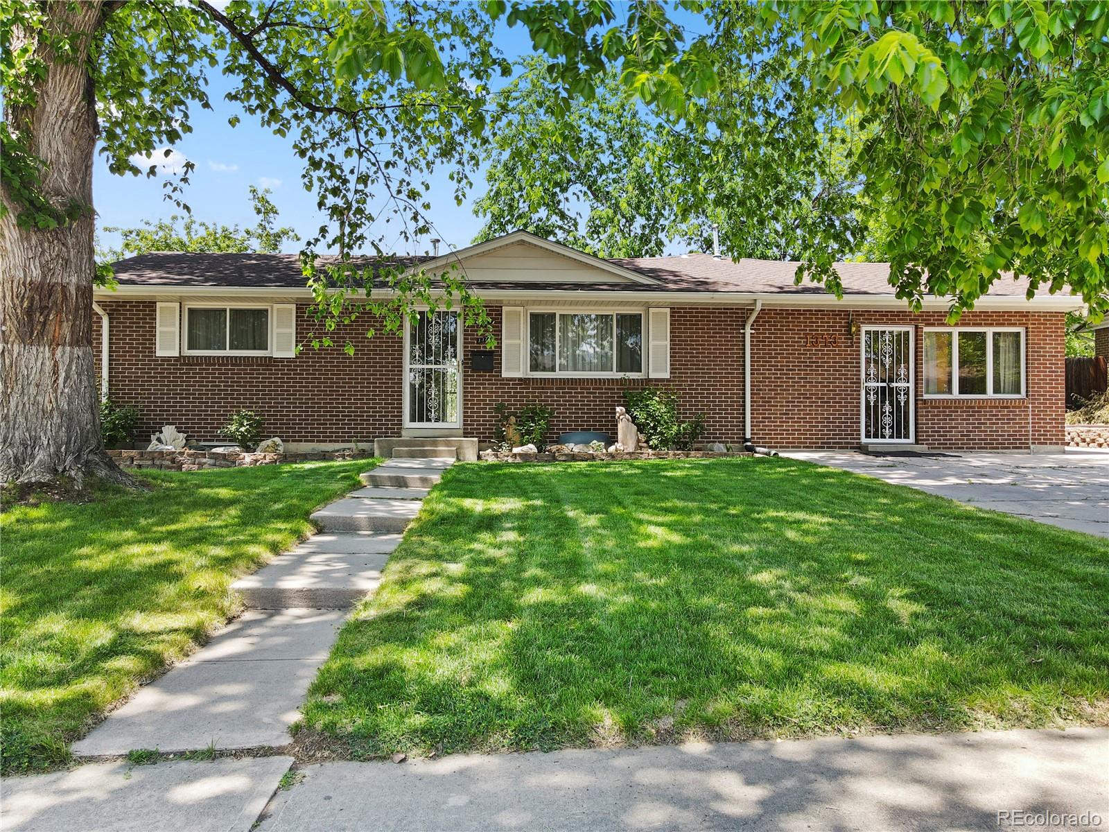 1373 S Cape Way, Lakewood, CO, 80232 4 1373 S Cape Way