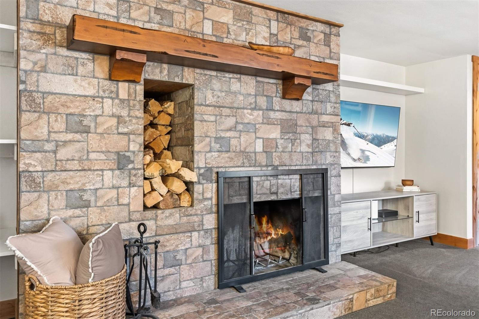 423 Wild Irishman Road 13204