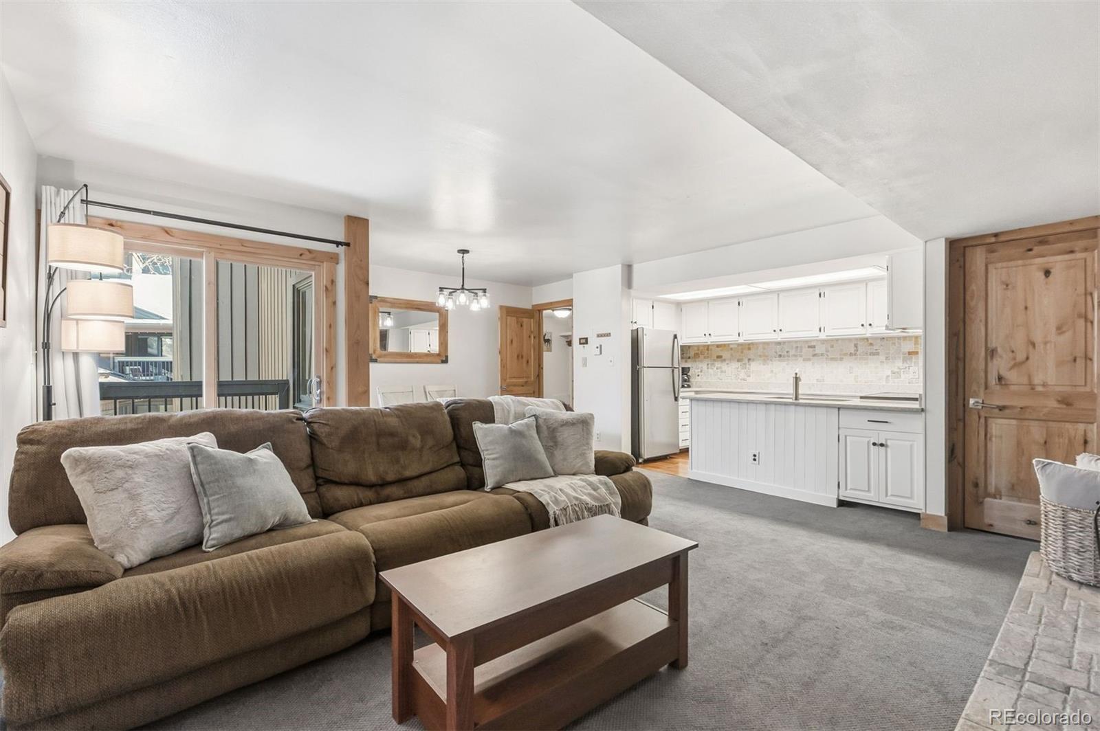 423 Wild Irishman Road 13204