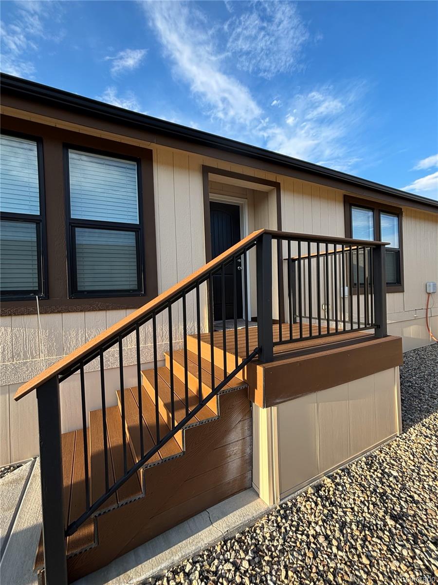 551 Summit Trail