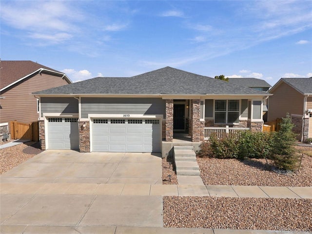 1653 Trefoil Circle