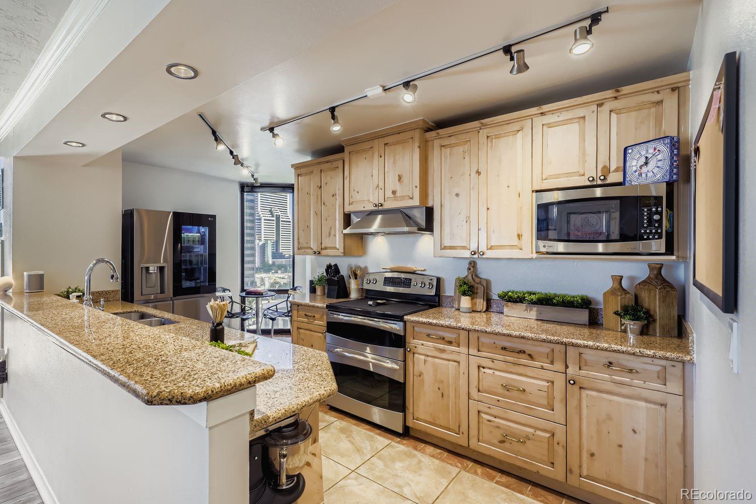 1625 Larimer Street 1007