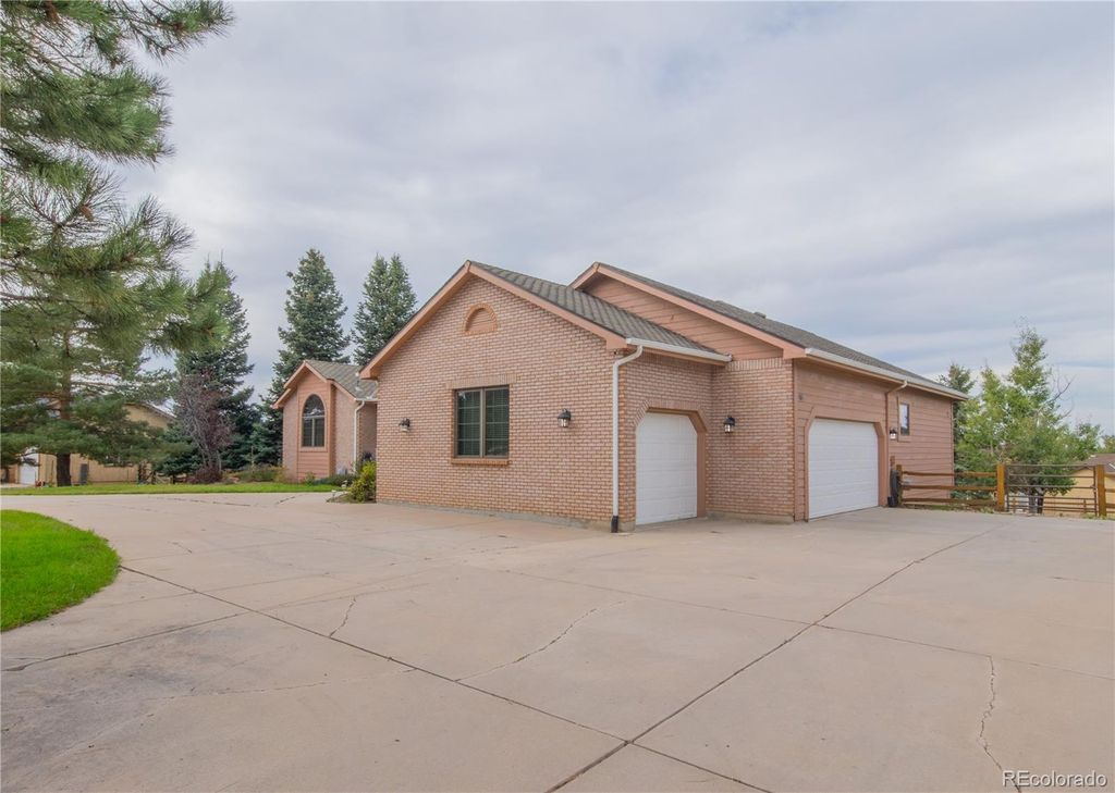 Photo of 1660 Old Antlers Way, Monument, CO 80132 (MLS # 3031668)