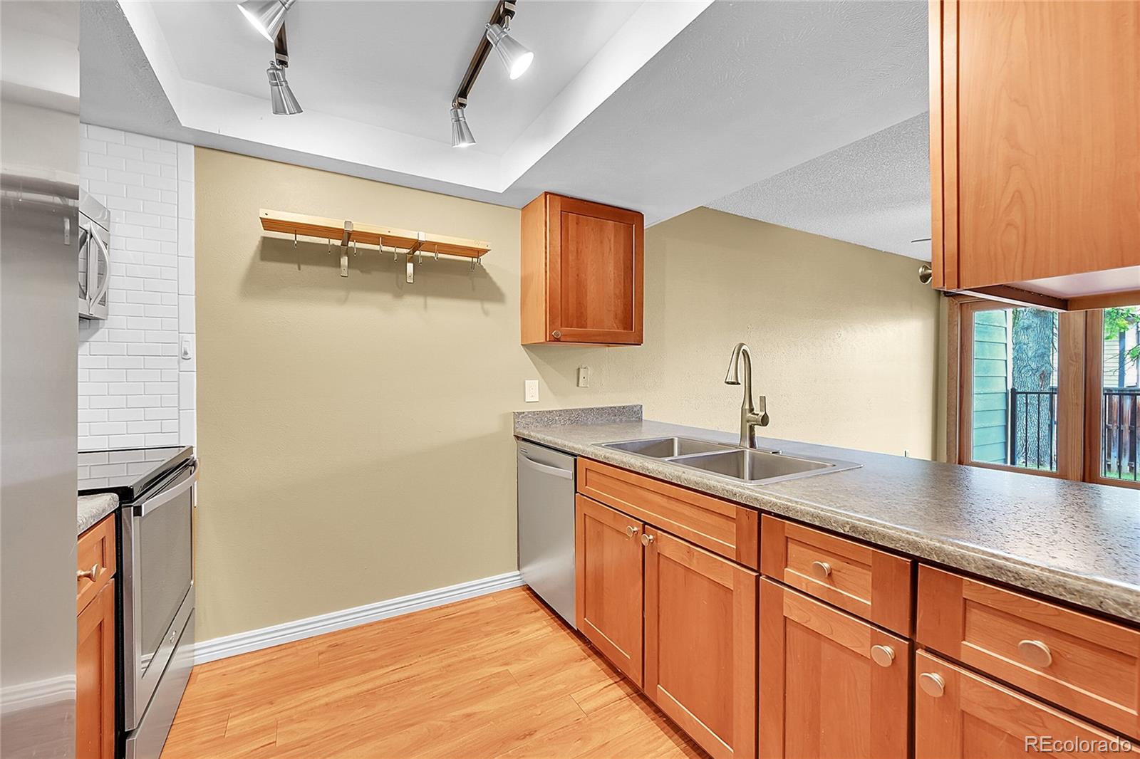 4896 S Dudley Street 10-1