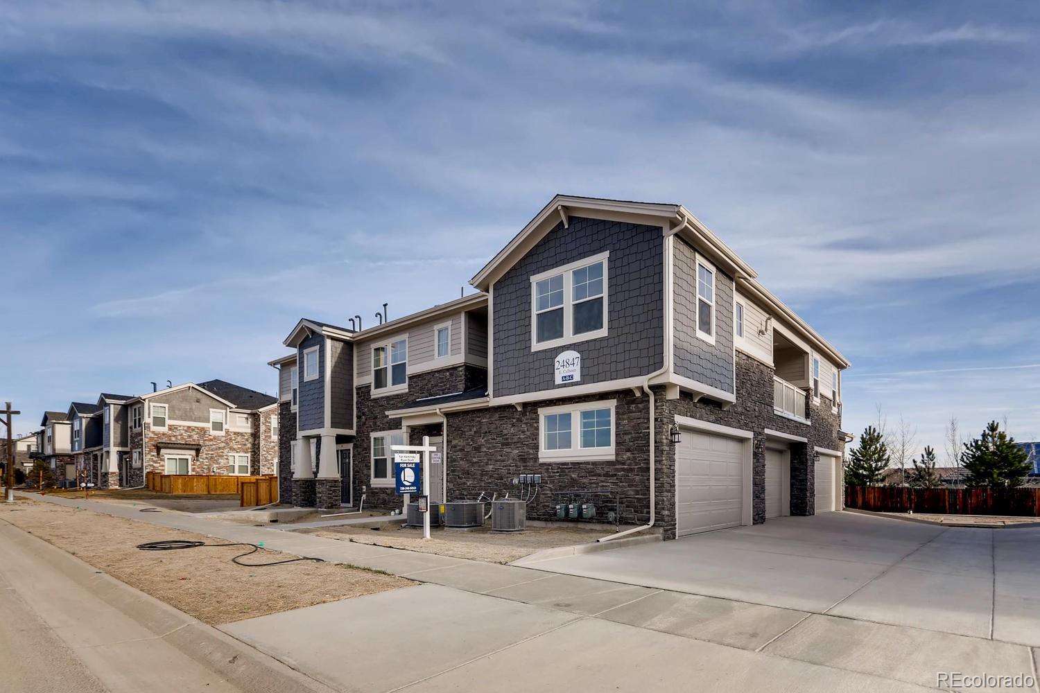 Photo 1 of 29 — 24886 E Calhoun Place C, Aurora, CO 80016