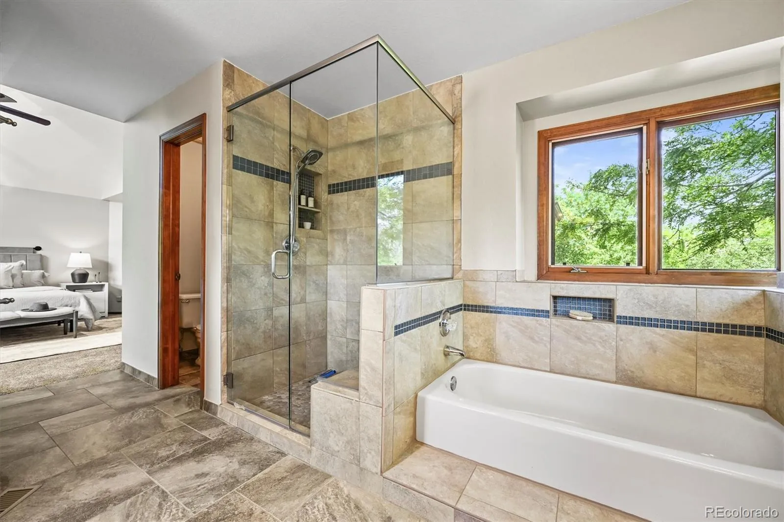 Broomfield, Colorado 80021, United States, 4 Bedrooms Bedrooms, ,3 BathroomsBathrooms,Residential,Pending,146197