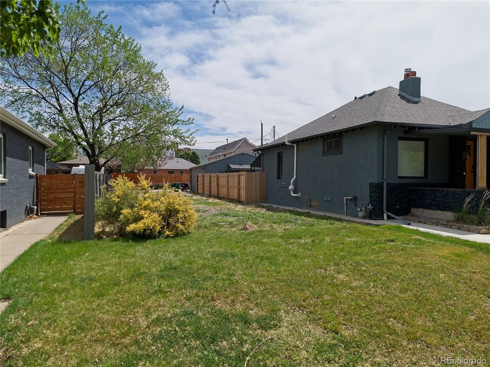 3728 N Vine Street