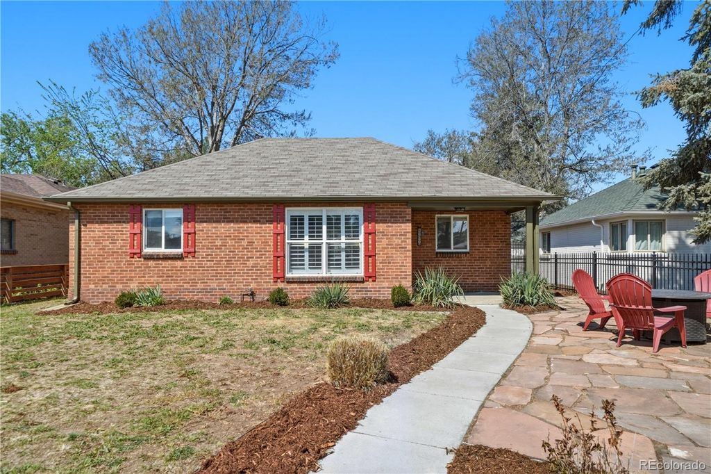 Photo of 2949 Krameria Street, Denver, CO 80207 (MLS # 7846513)