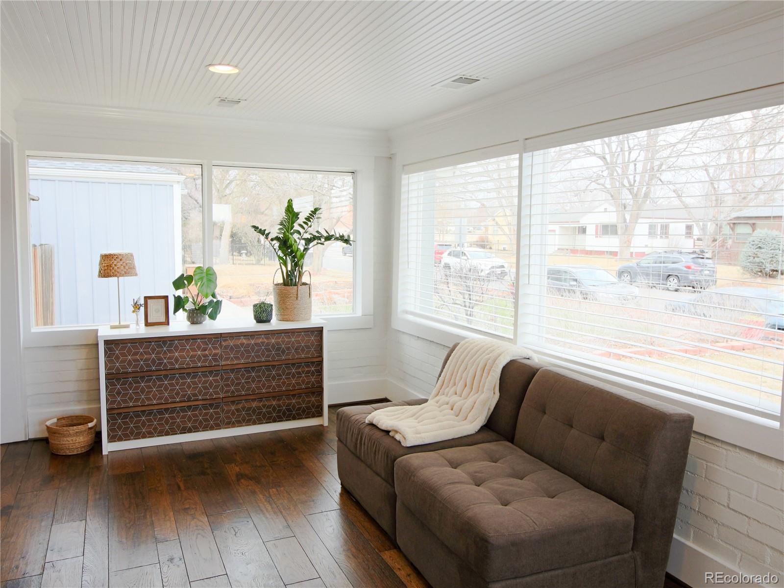 1635 S Steele Street