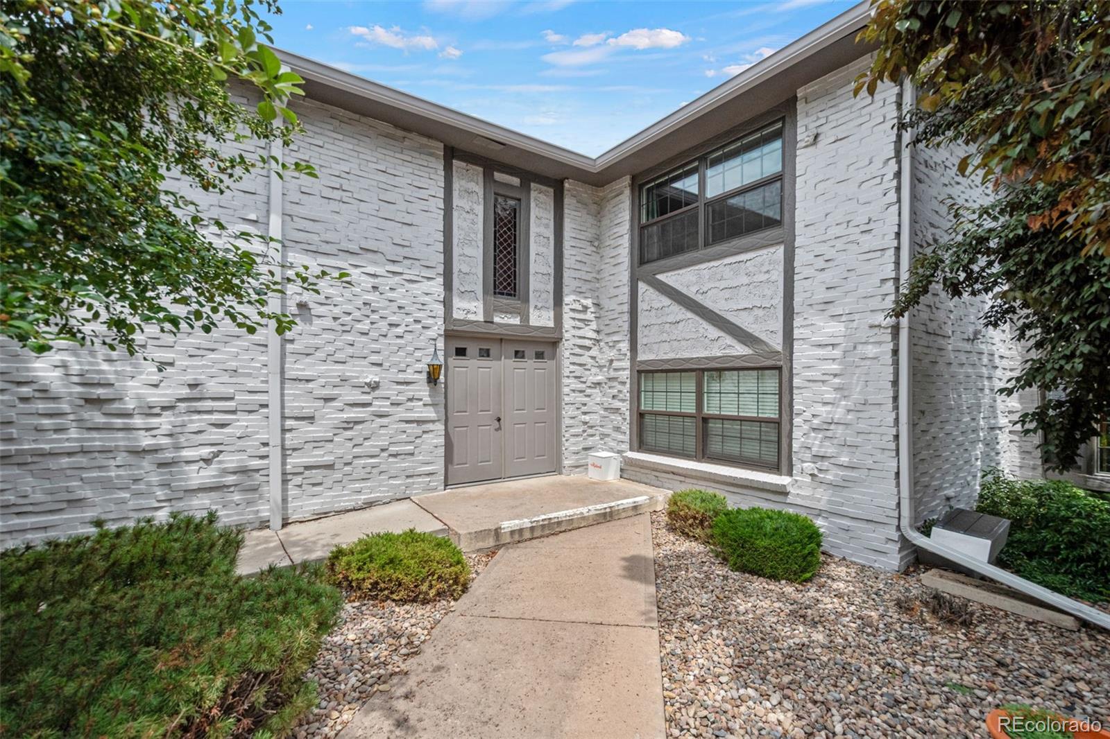 5751 E Ithaca Place 3