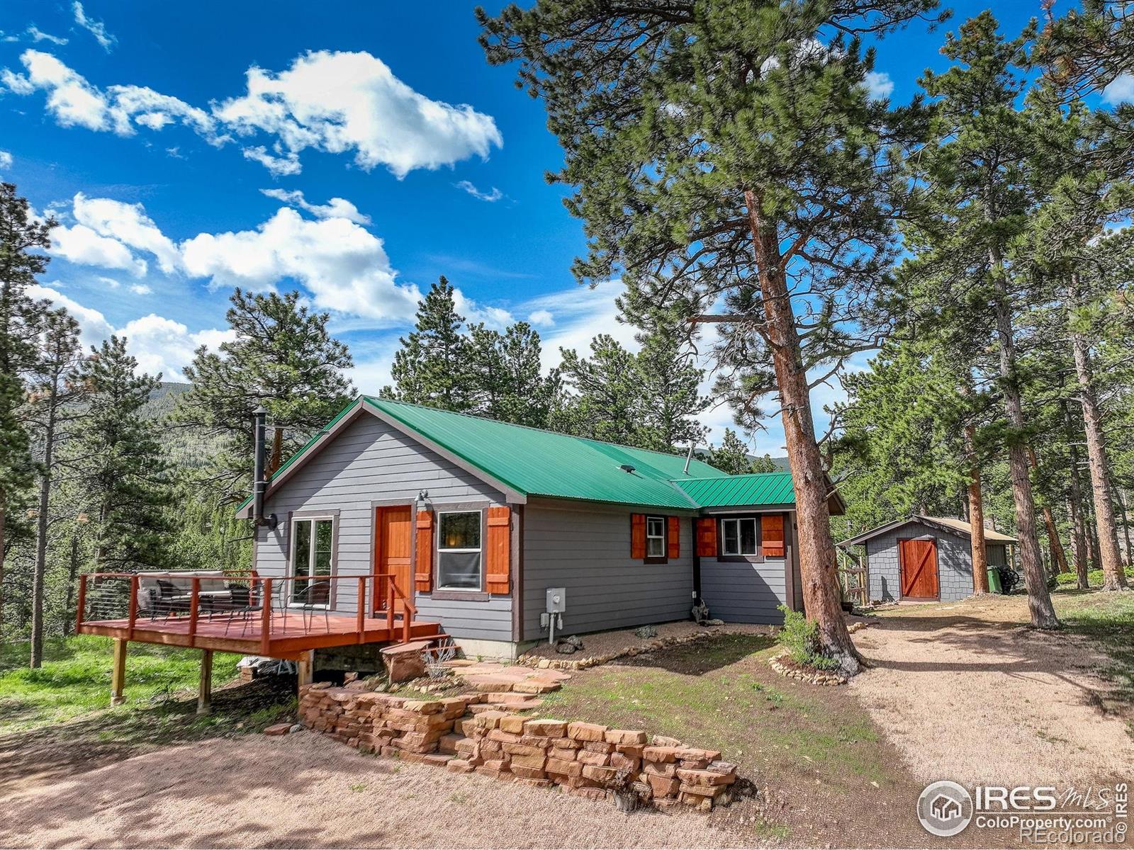 277 Ski Road E