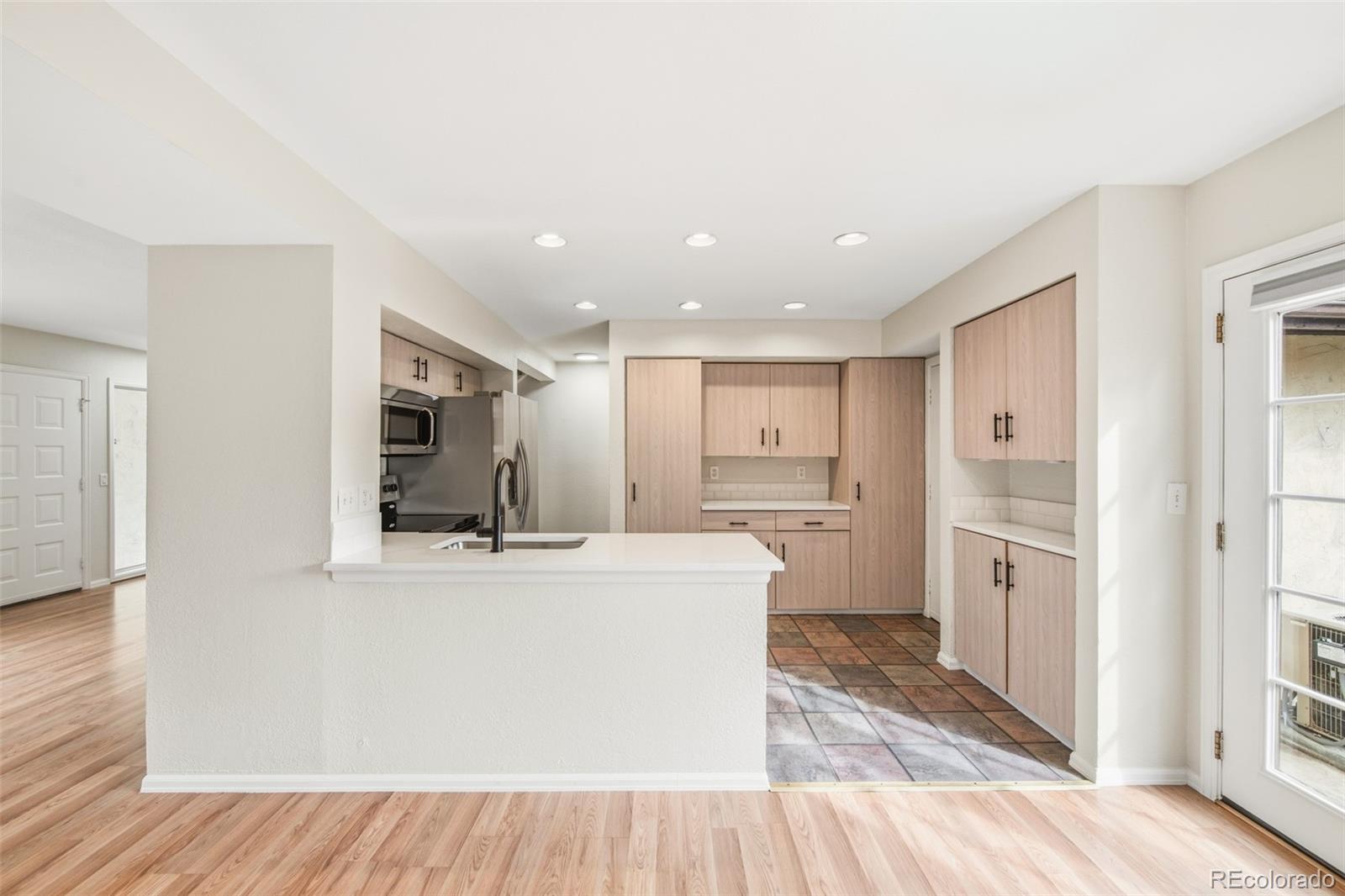 3873 S Fraser Street