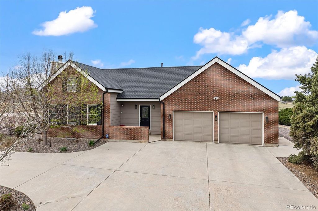 Photo of 6691 S Abilene Way, Centennial, CO 80111 (MLS # 3132922)