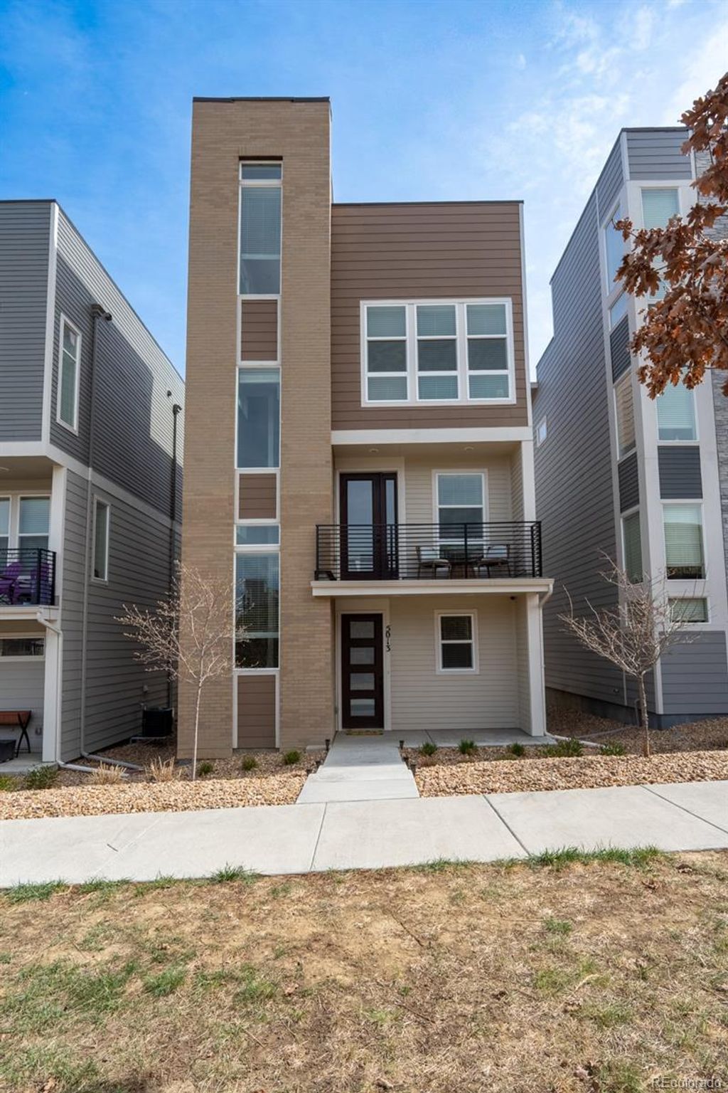 Photo of 5013 S Queen Court, Littleton, CO 80127 (MLS # 7289126)