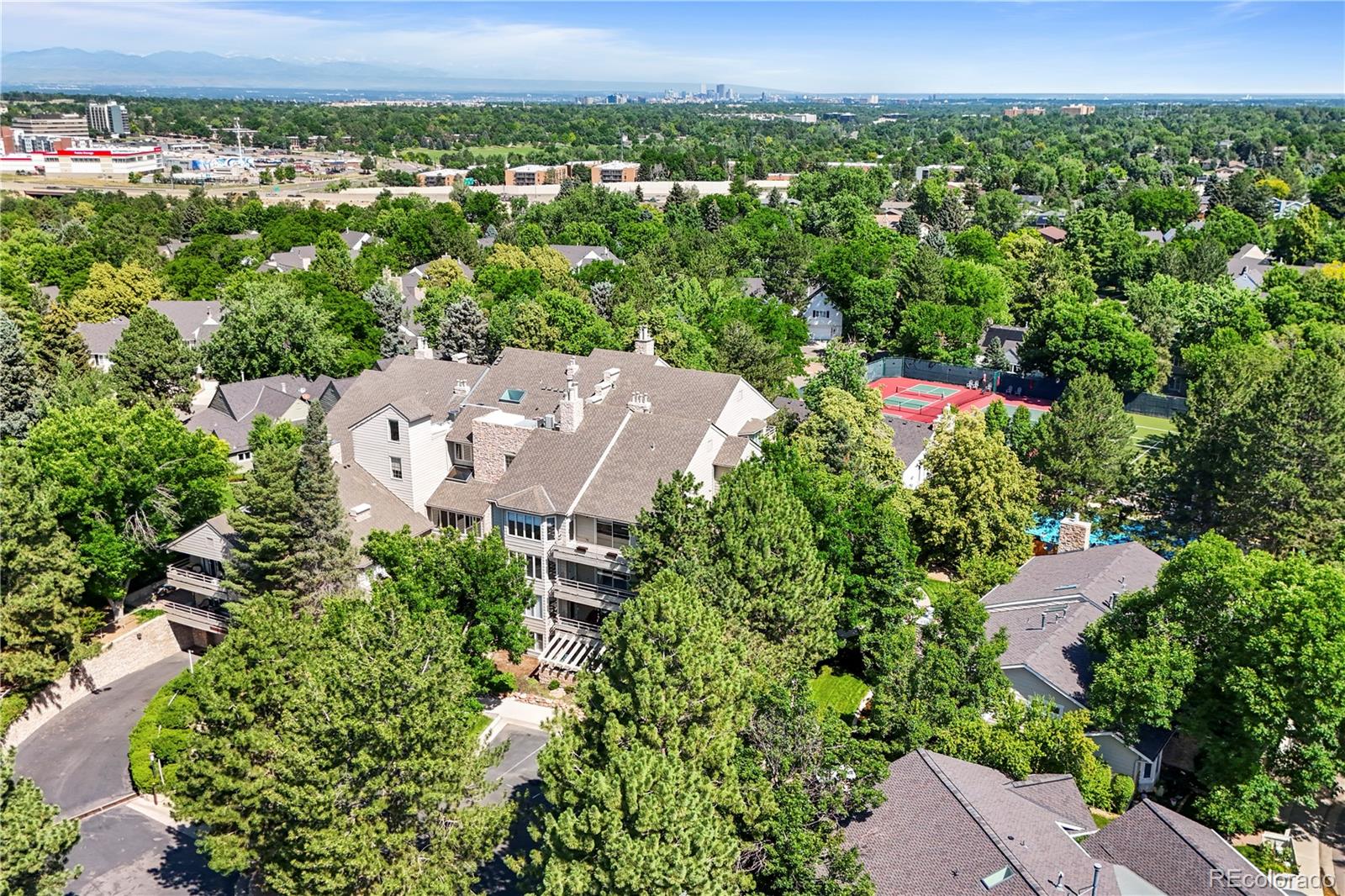 4605 S Yosemite Street 301