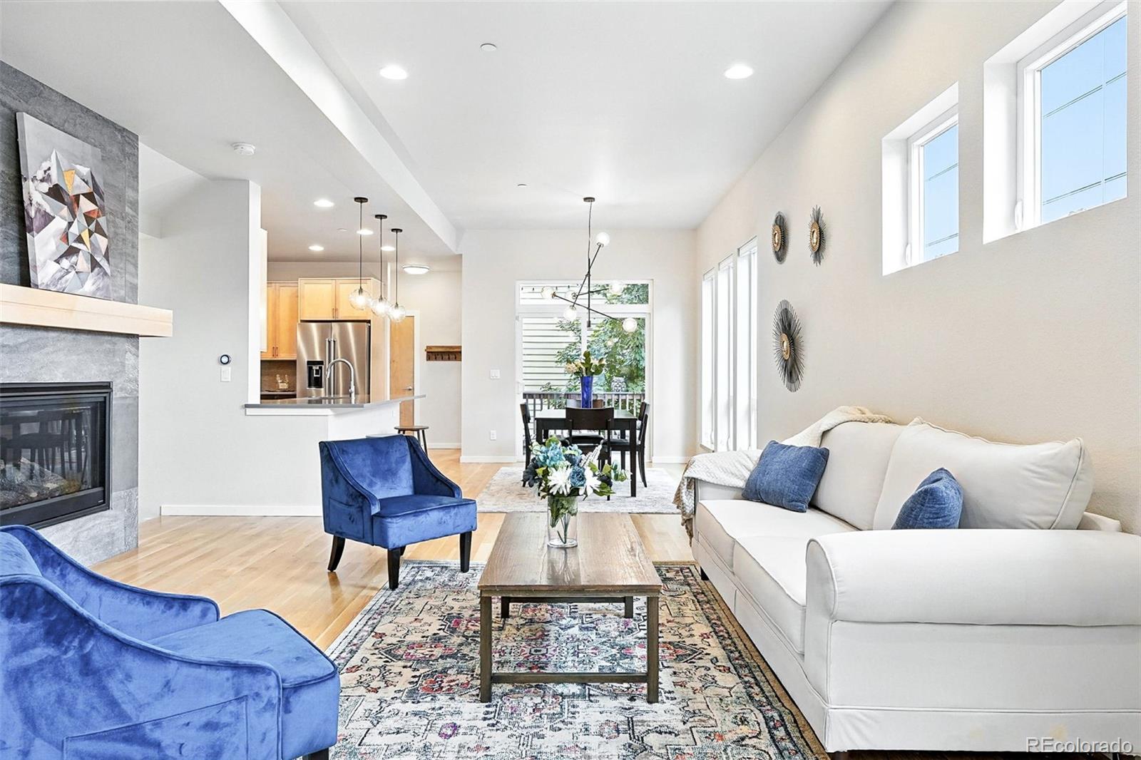 1376 Snowberry Lane