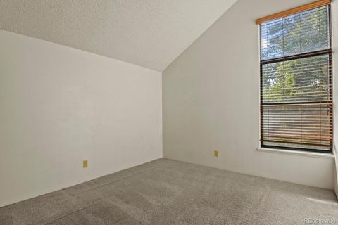 Condominium in Aurora CO 13962 Stanford Circle 9.jpg