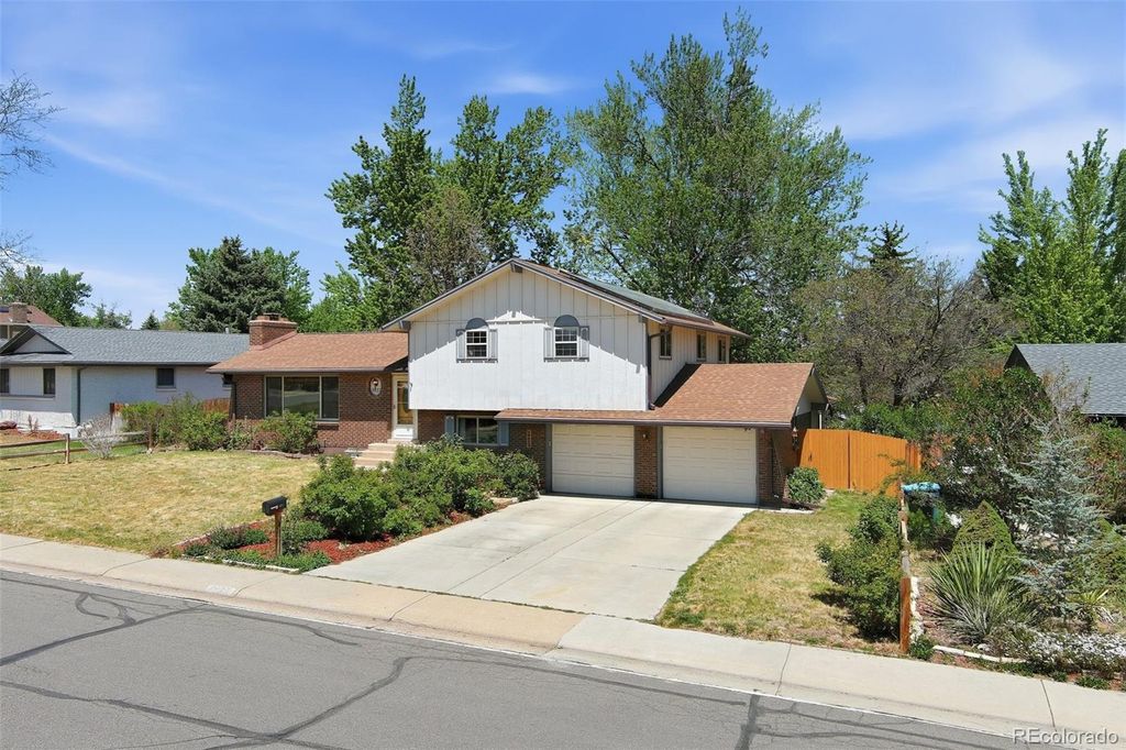 Photo of Lakewood, CO 80227 (MLS # 7869806)