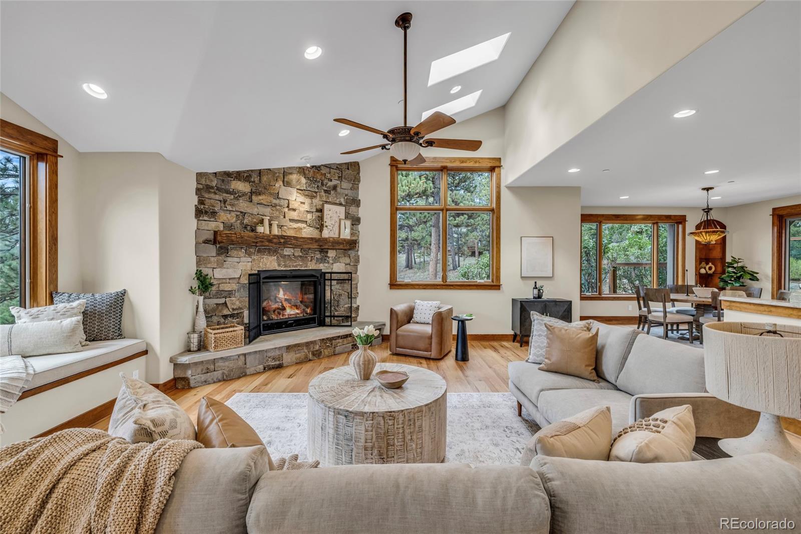 255 Peakview Road