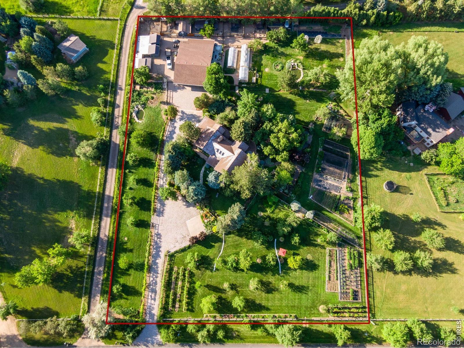 500 Apple Blossom Lane