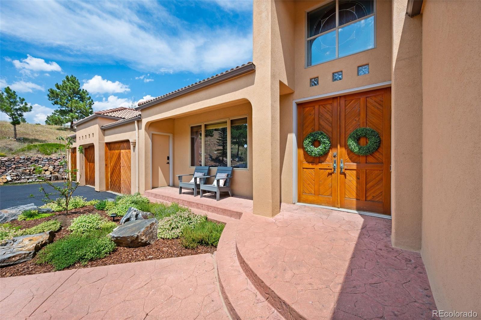 988 Eastwood Drive