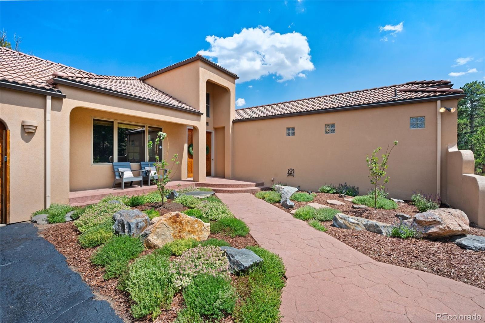 988 Eastwood Drive