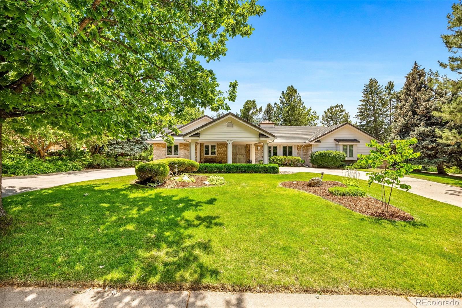 1000 Green Oaks Drive