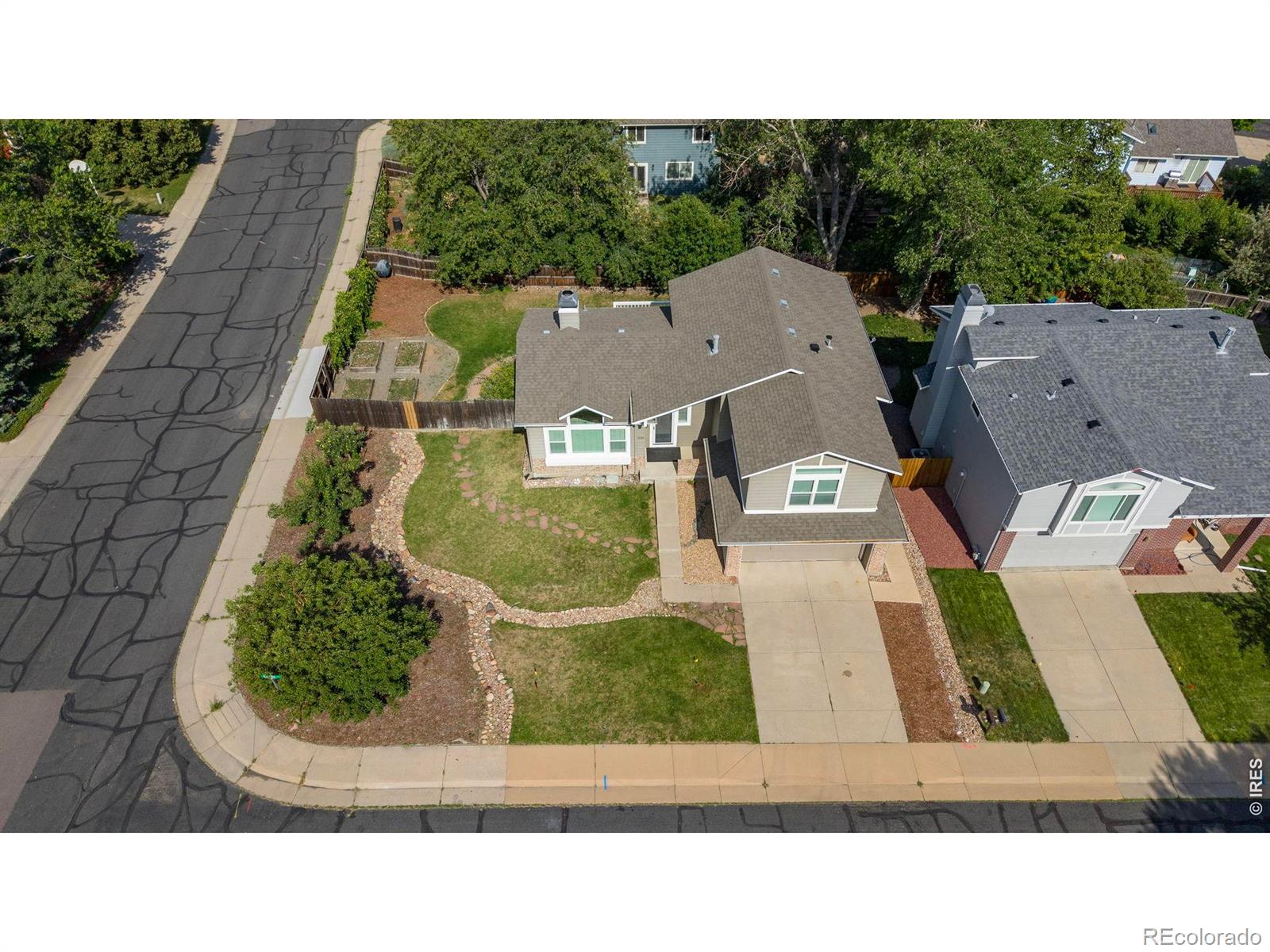 1096 Falcon Court