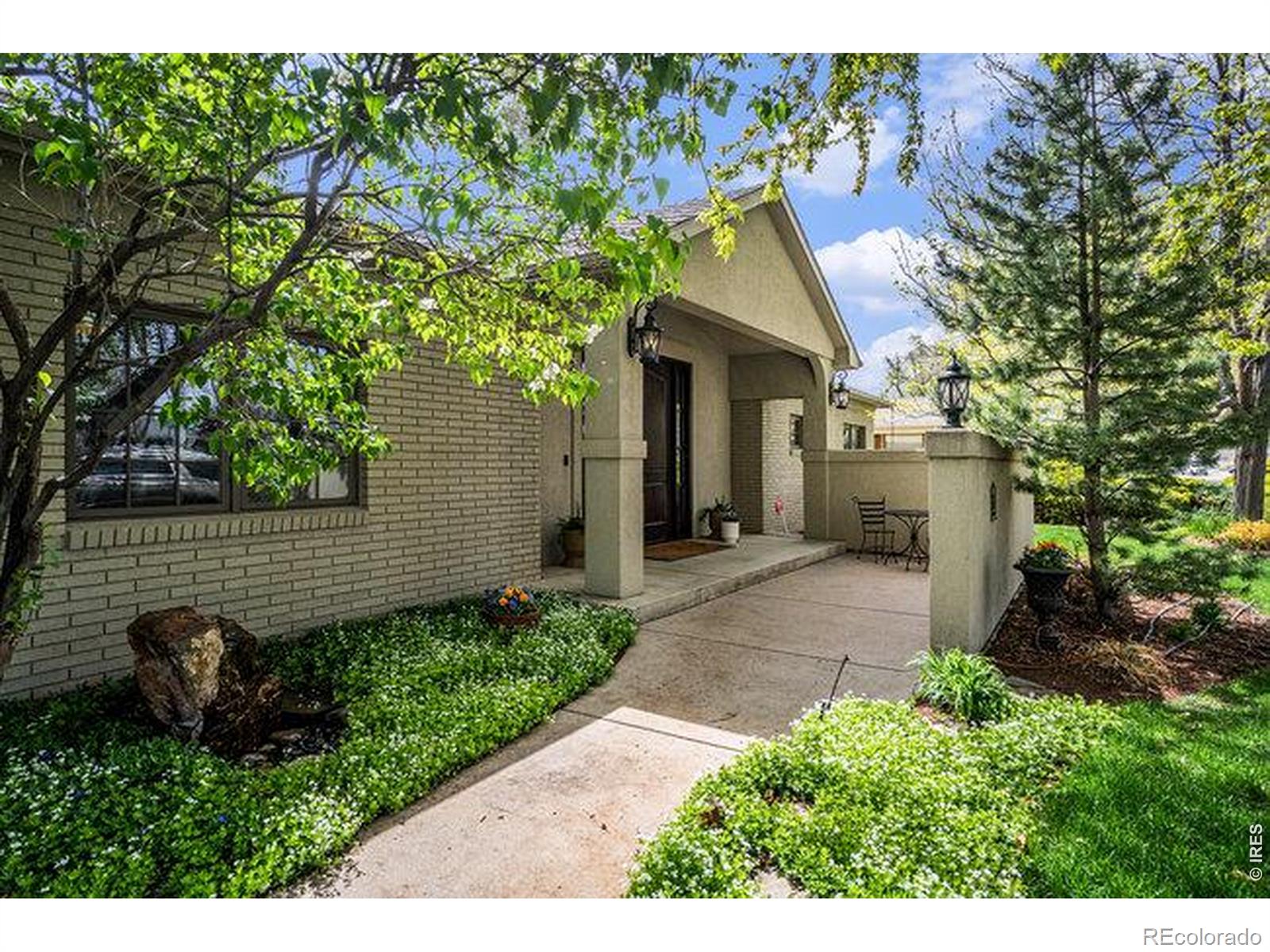 1502 Westshore Drive