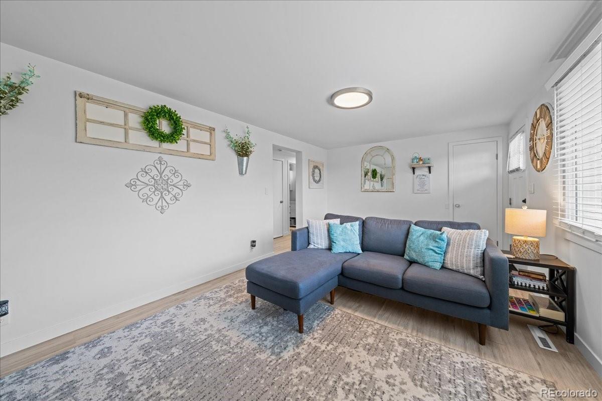 1502 Carmelita Court