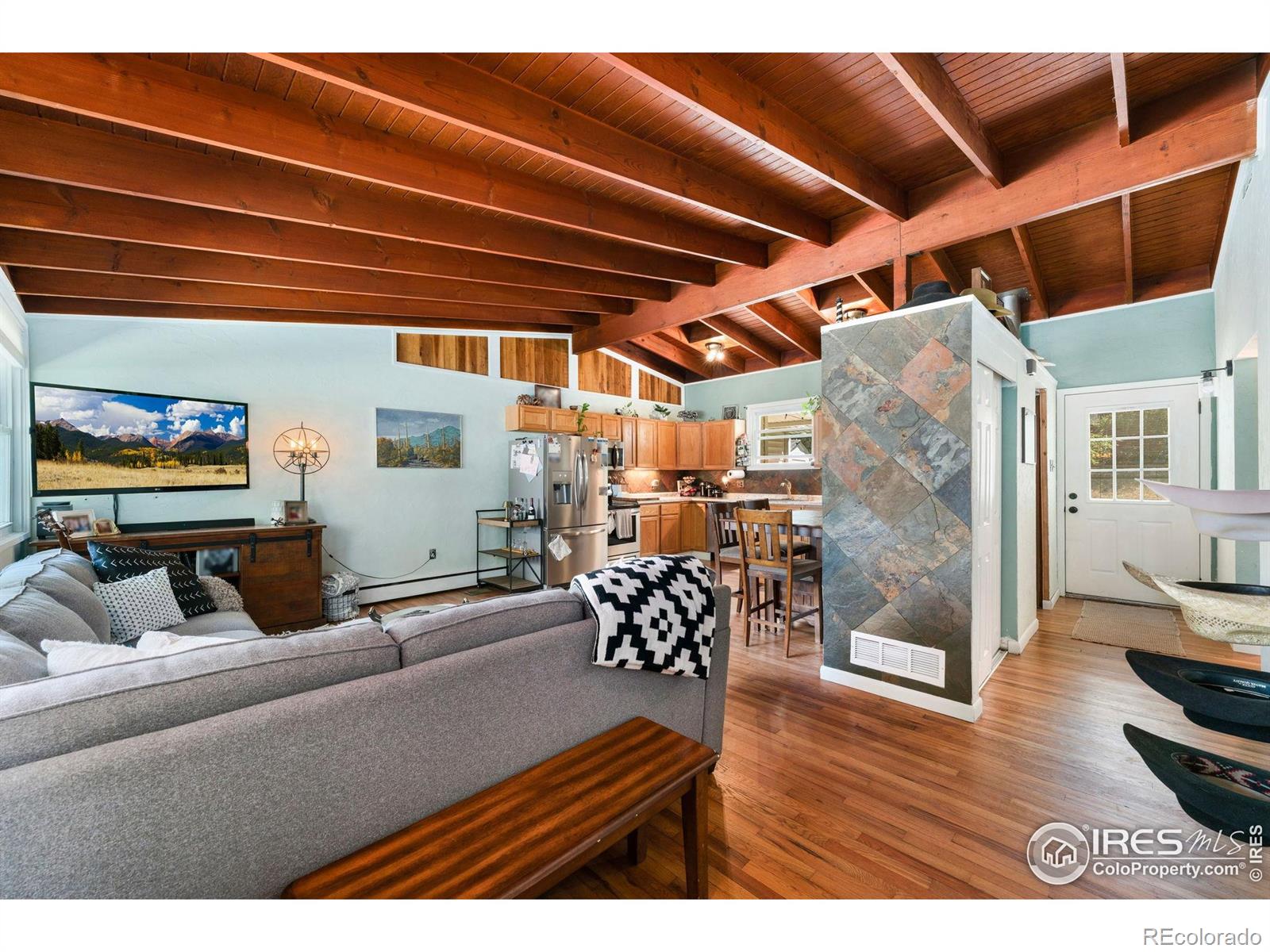 7908 Stuart Place