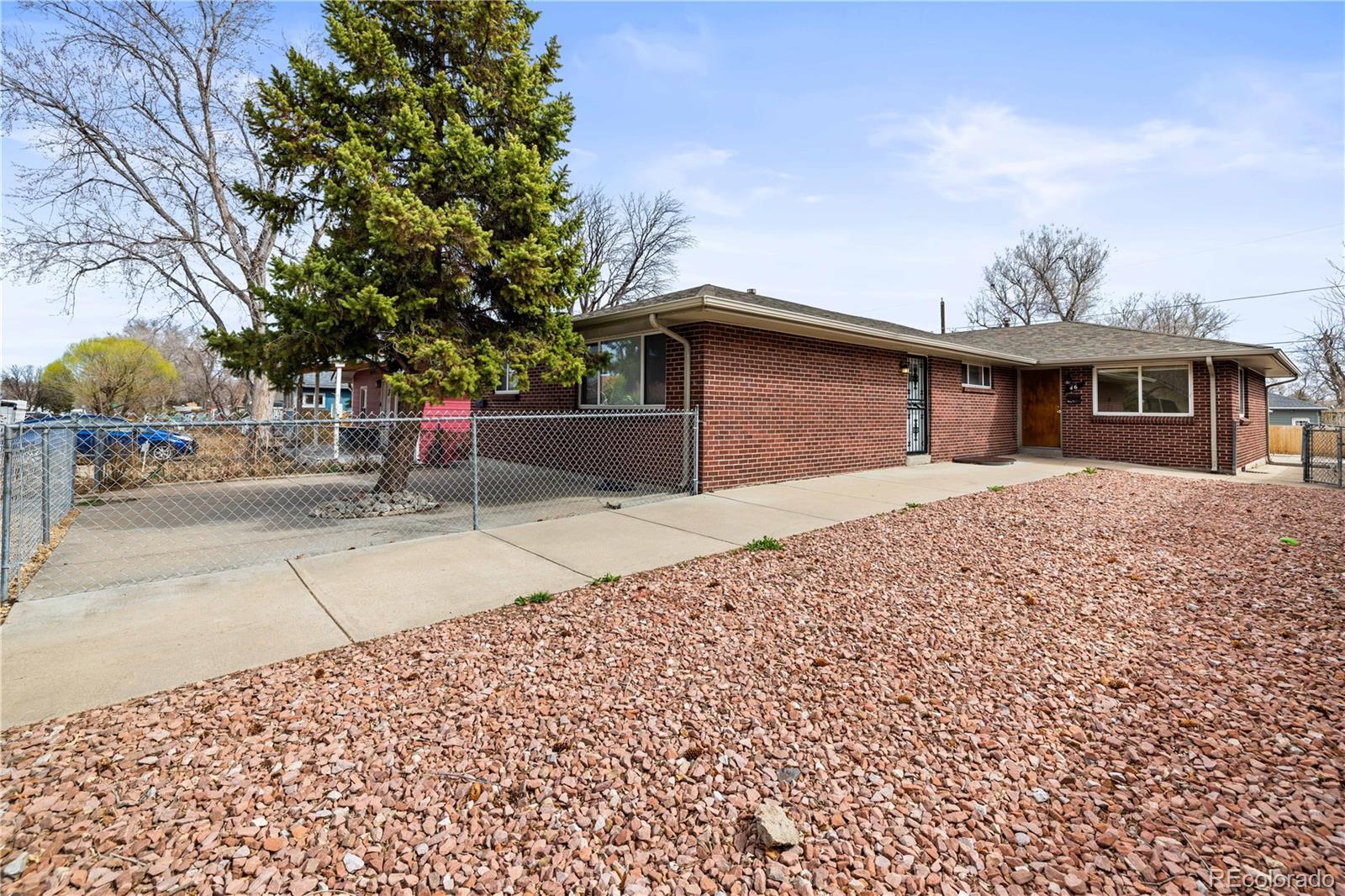 44 S Lowell Boulevard