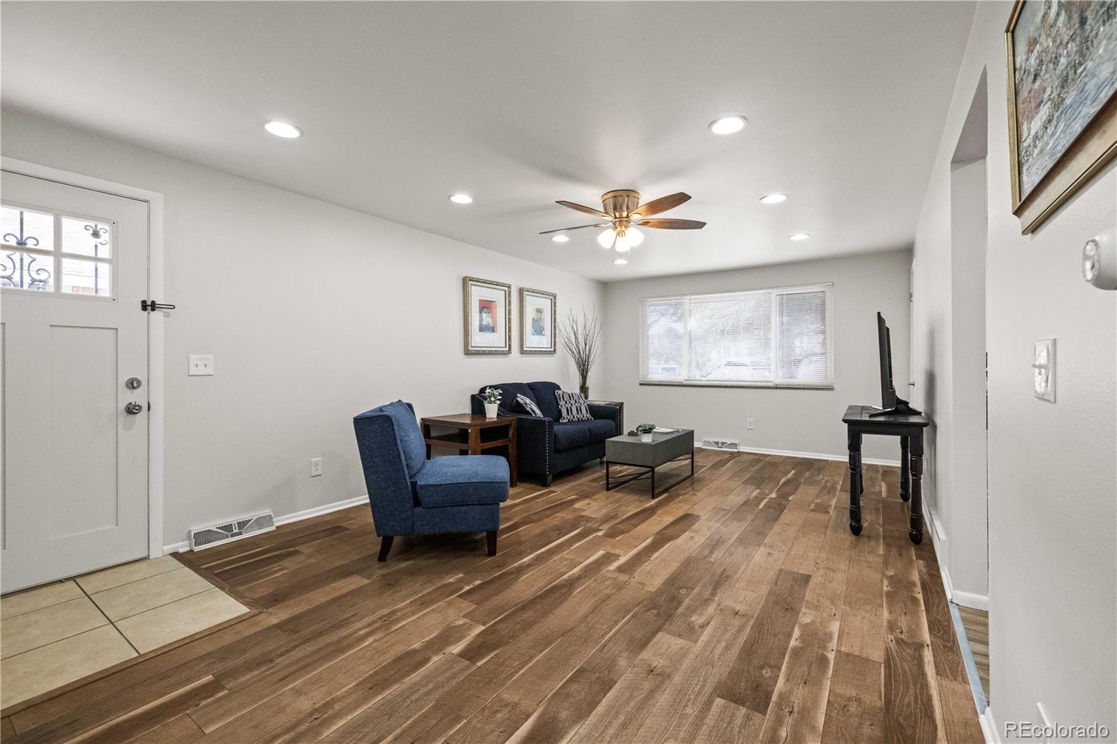 44 S Lowell Boulevard