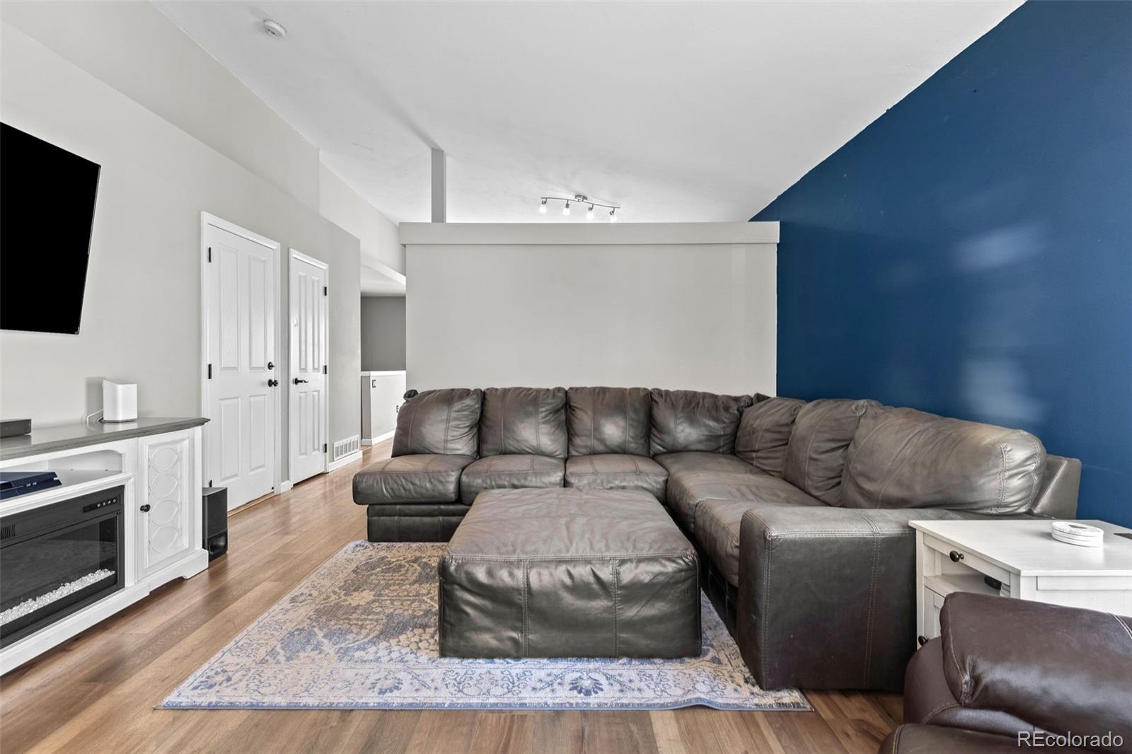 2623 S Halifax Court