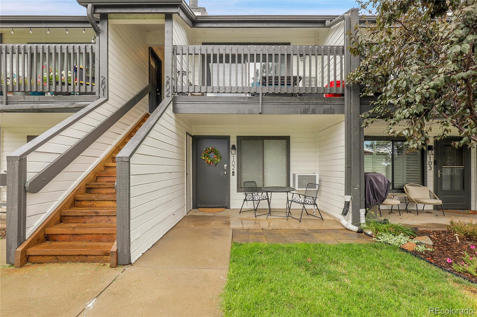 532 Oakwood Drive B102