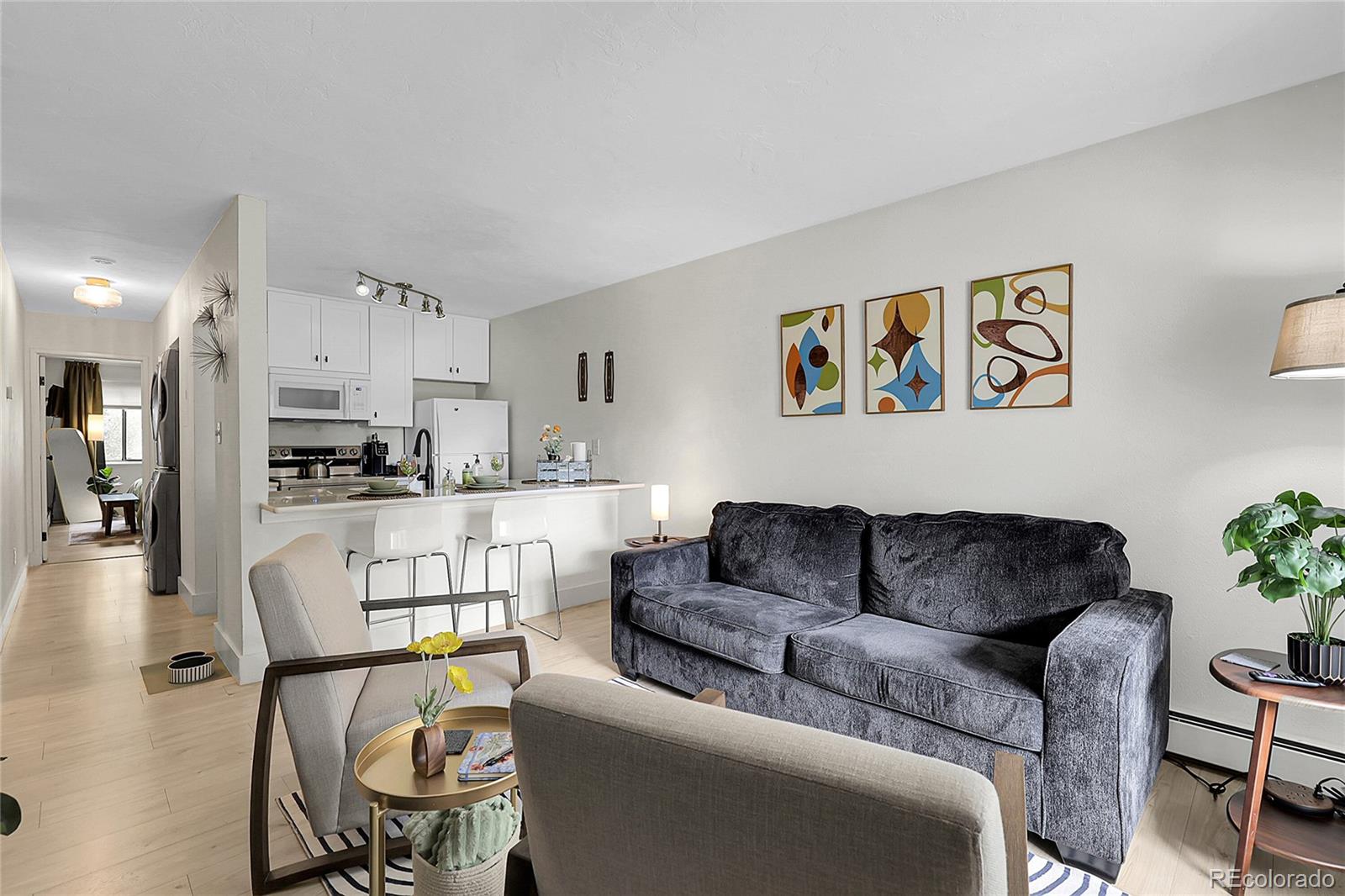 532 Oakwood Drive B102