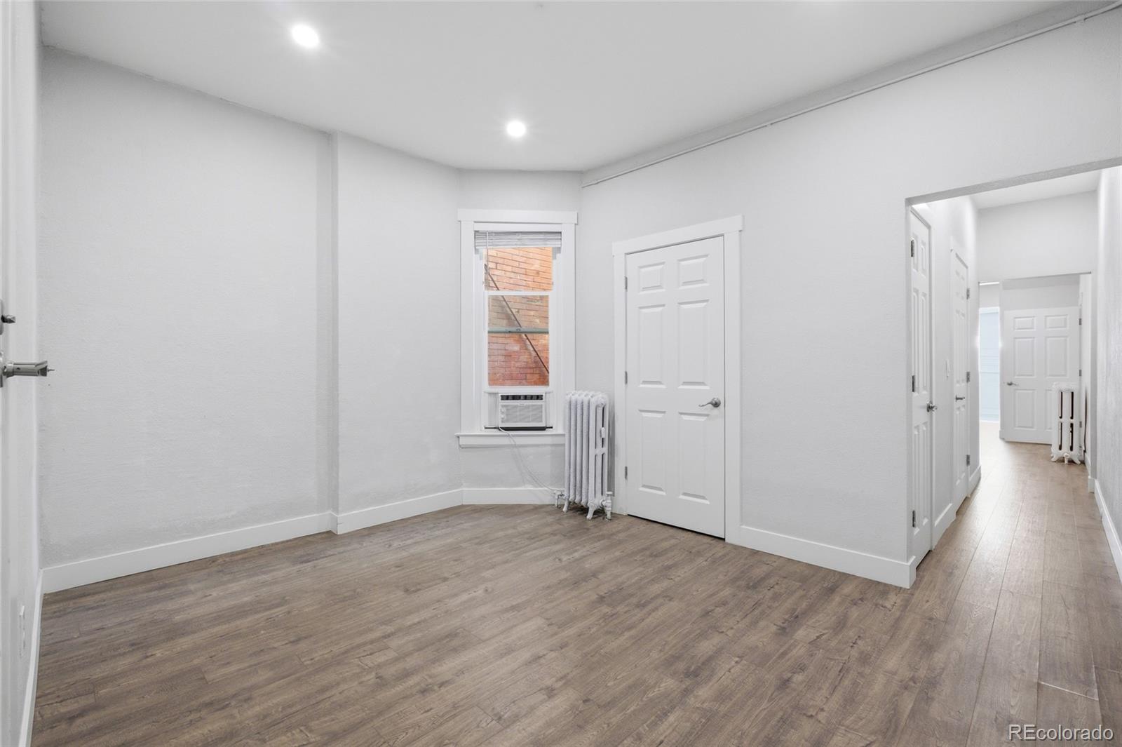 2124 E 17th Avenue 5