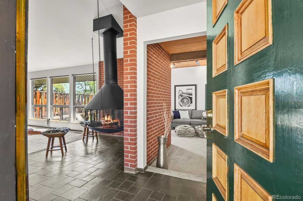Photo of 3402 S Dallas Court, Denver, CO 80231 (MLS # 3001373)