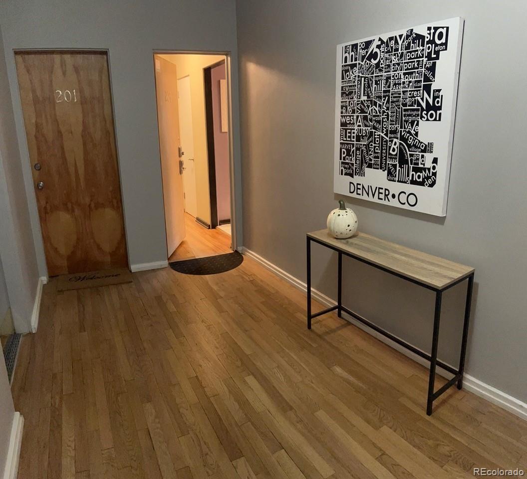 1101 Bellaire Street 202