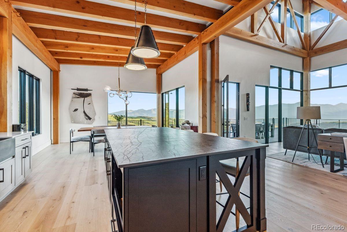 43 Granite Circle