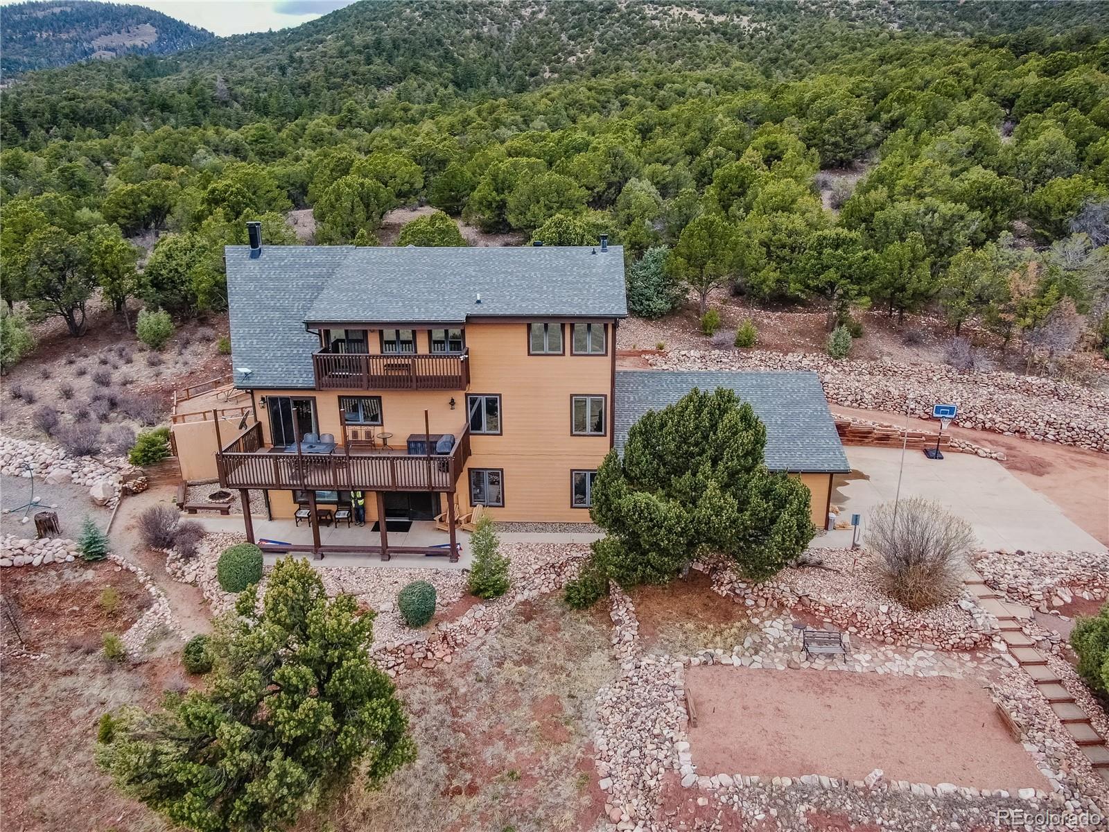 8617 County Road 12