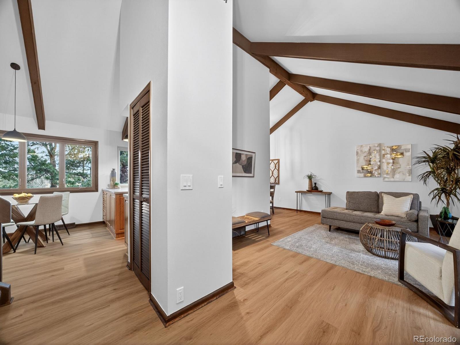 4868 E Mineral Circle