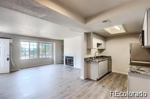 871 S Uravan Court